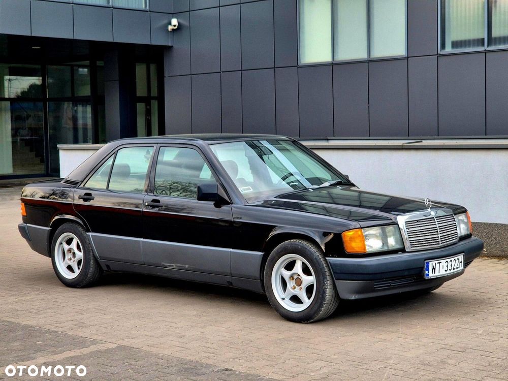 Mercedes-Benz W201 (190) - 7
