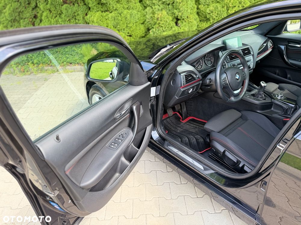 BMW Seria 1 120d Sport Line - 13