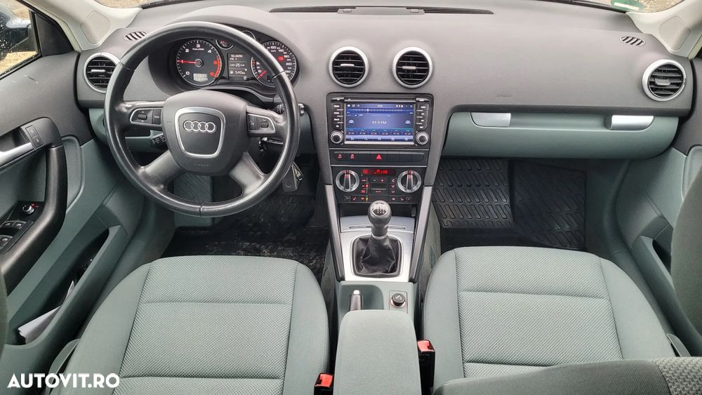 Audi A3 Sportback 2.0 TDI Ambiente - 7