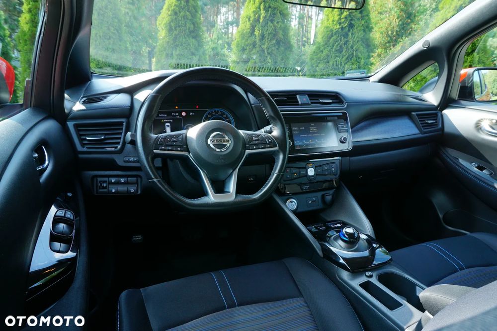 Nissan Leaf 40kWh Acenta - 17