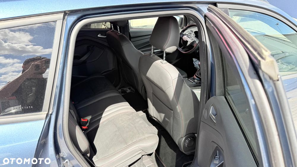 Ford Kuga 1.5 EcoBoost ST-LINE - 7