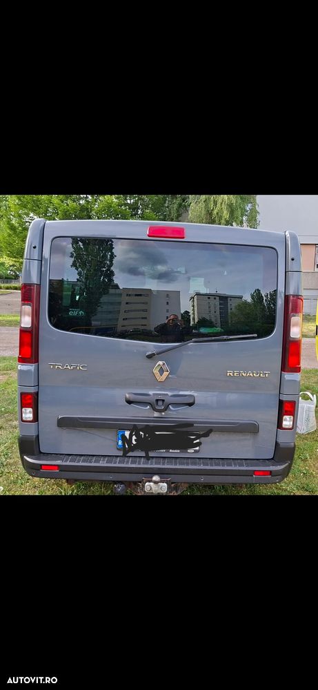 Renault Trafic - 2
