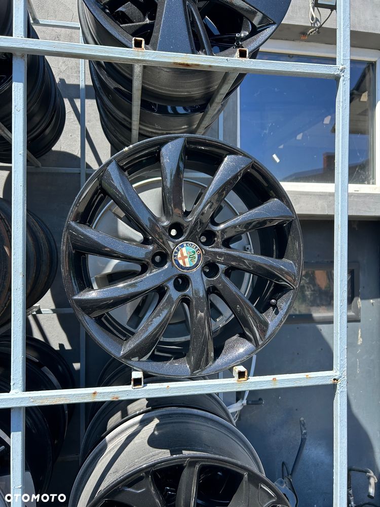 Alufelgi Alfa Romeo Giulietta 17 cali 5x110 Fiat 500X - 1