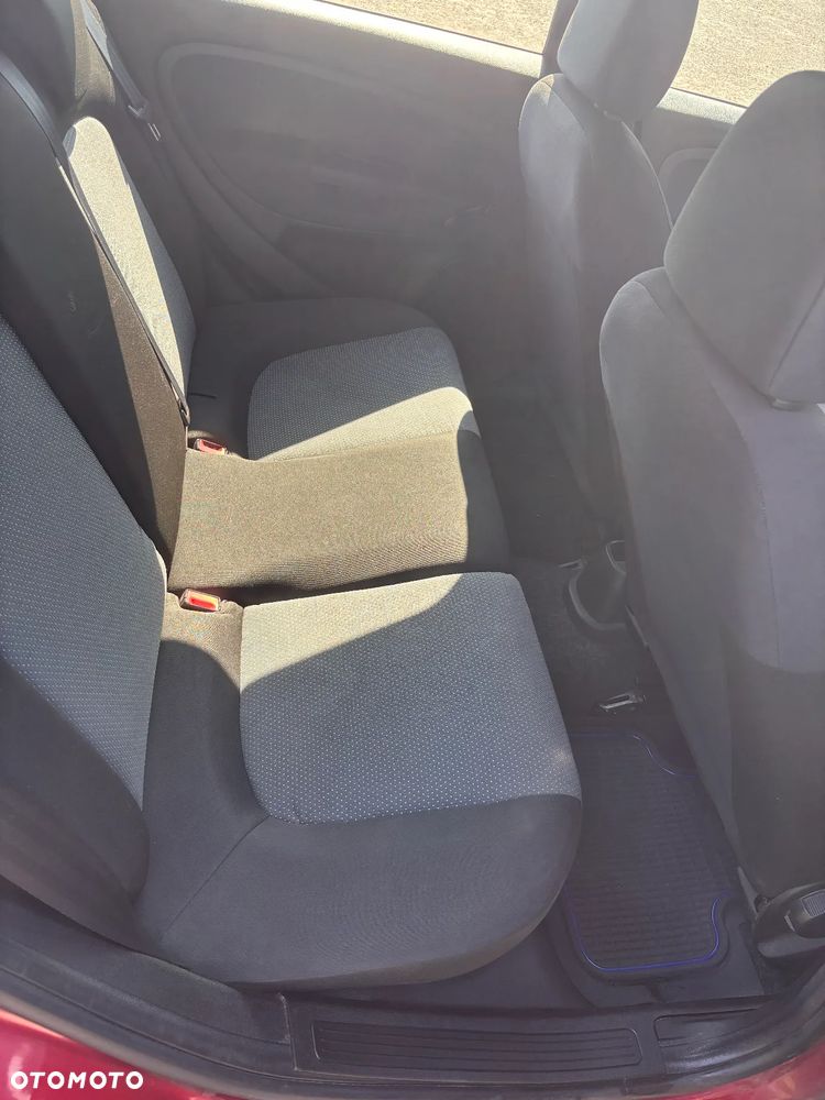 Fiat Grande Punto - 7