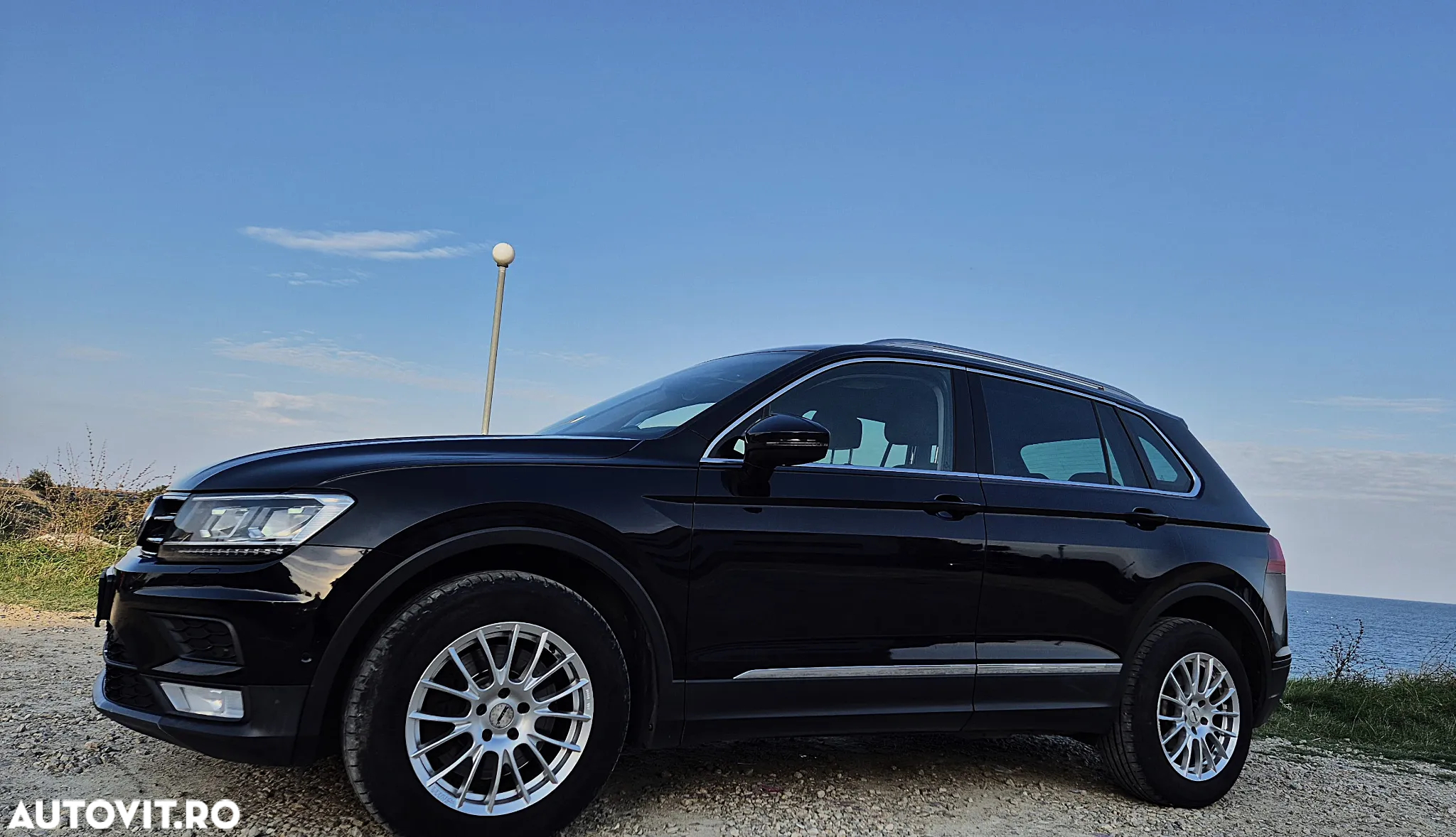Volkswagen Tiguan 2.0 TDI 4Mot DSG Comfortline - 8