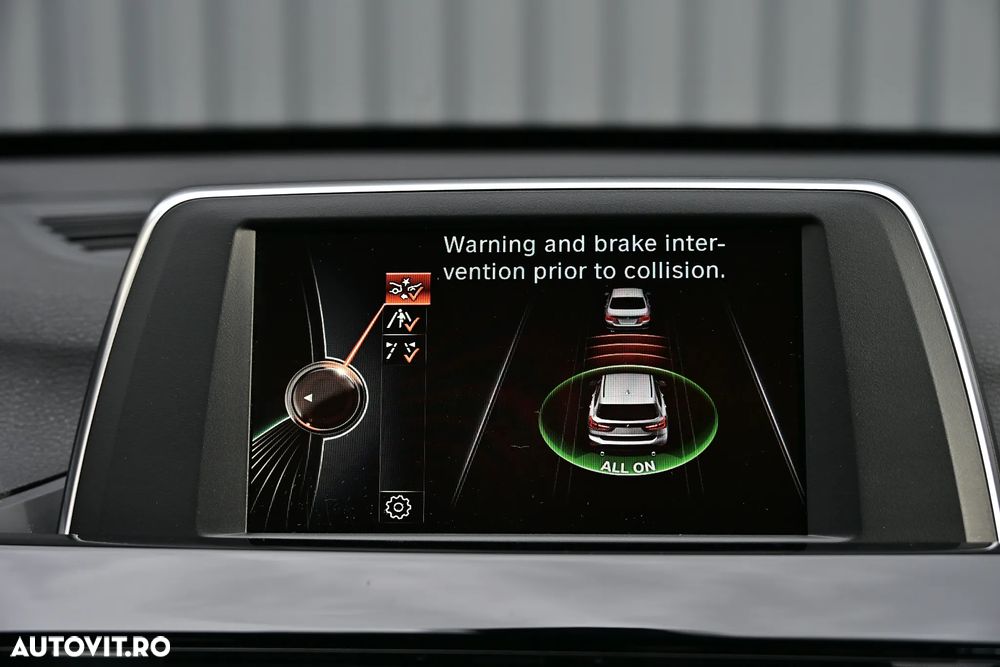 BMW X1 xDrive18d Aut. Sport Line - 36