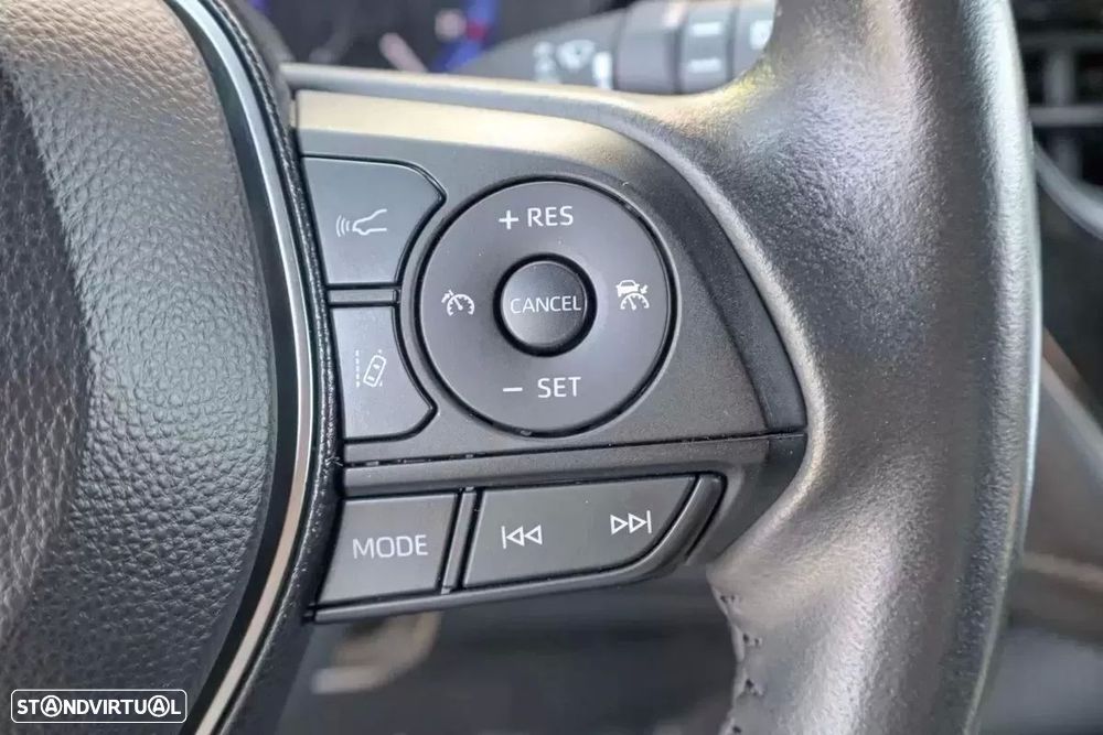 Toyota Corolla 1.8 Hybrid Comfort - 24