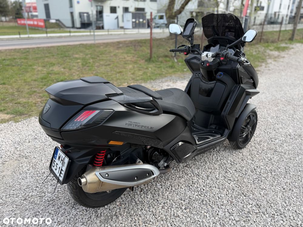 Peugeot Metropolis - 3