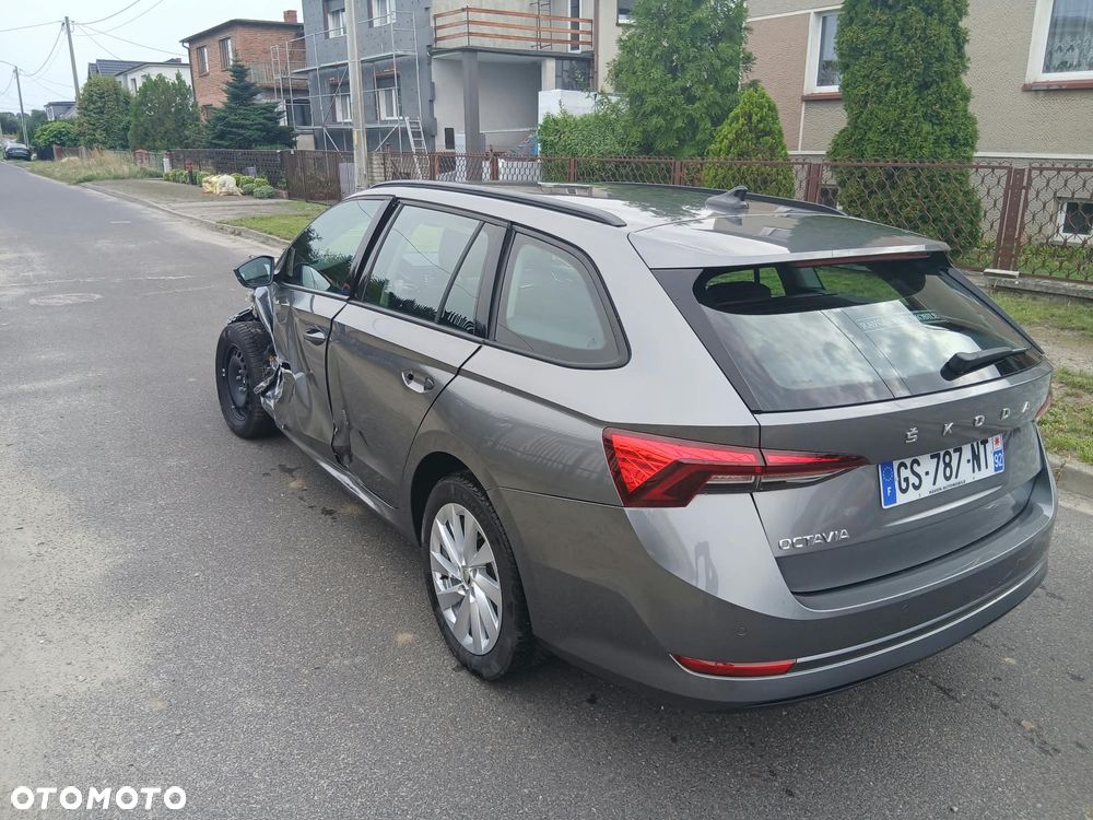 Skoda Octavia 2.0 TDI Sportline DSG - 12