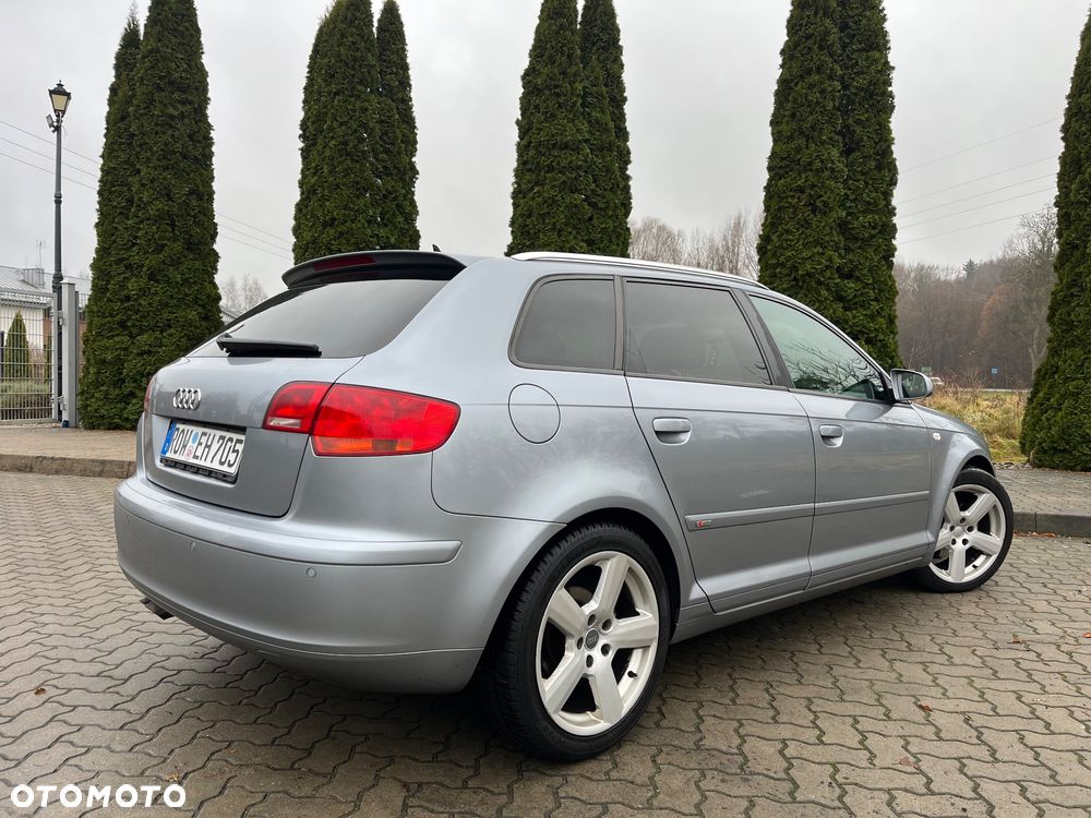 Audi A3 Sportback 2.0 TDI DPF S line Sportpaket plus - 3