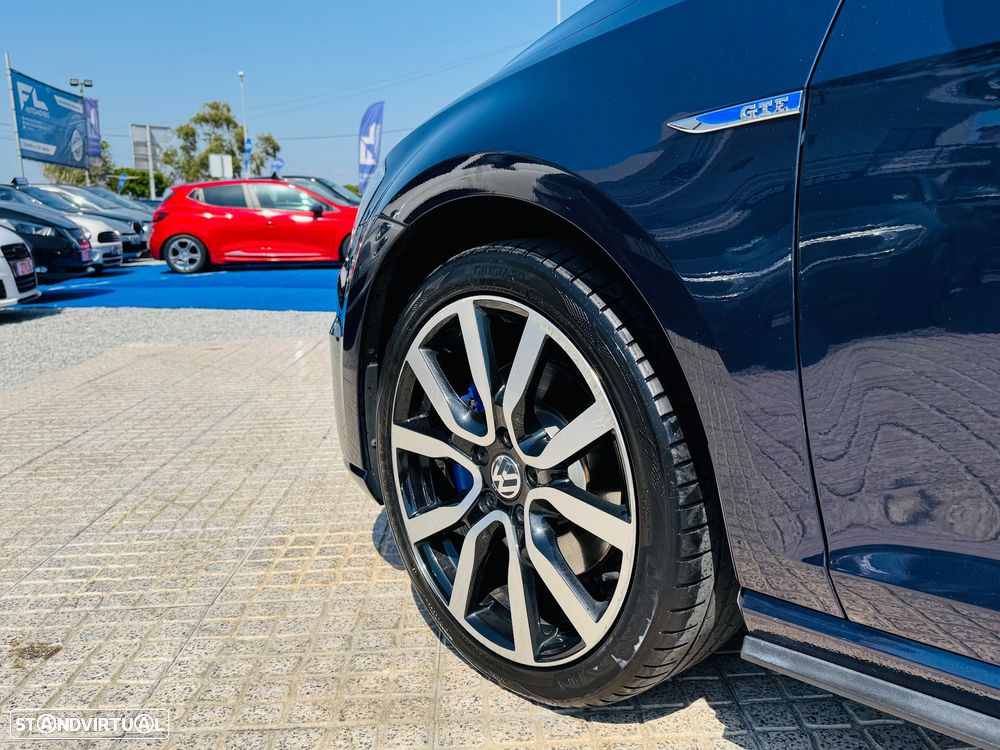 VW Golf 1.4 GTE Plug-In-Hybrid DSG - 3