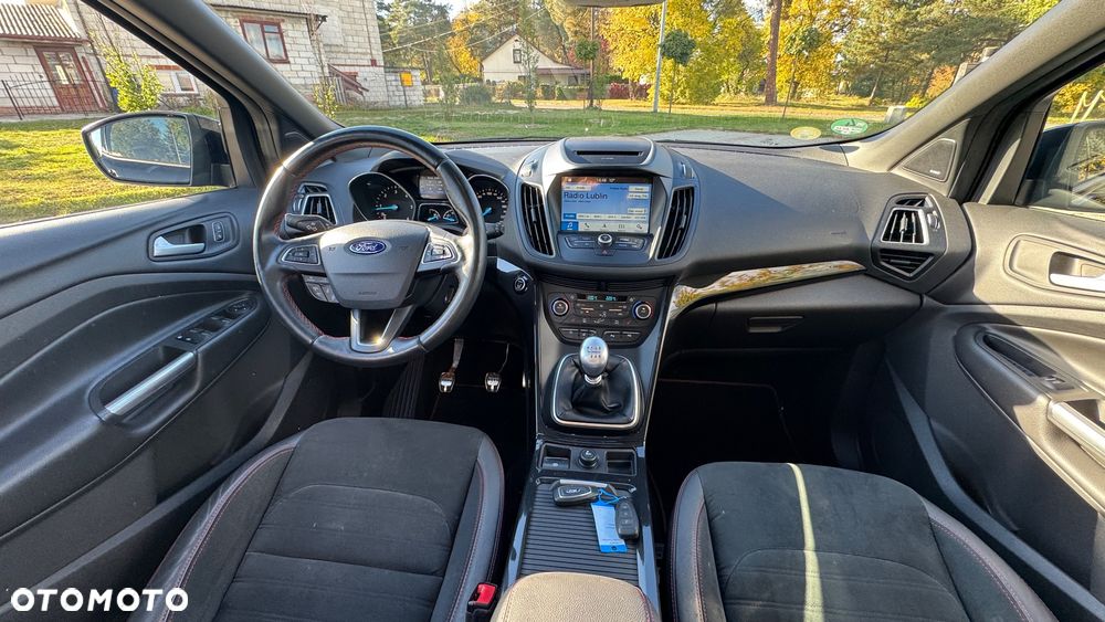 Ford Kuga 2.0 TDCi 4x4 ST-Line - 11