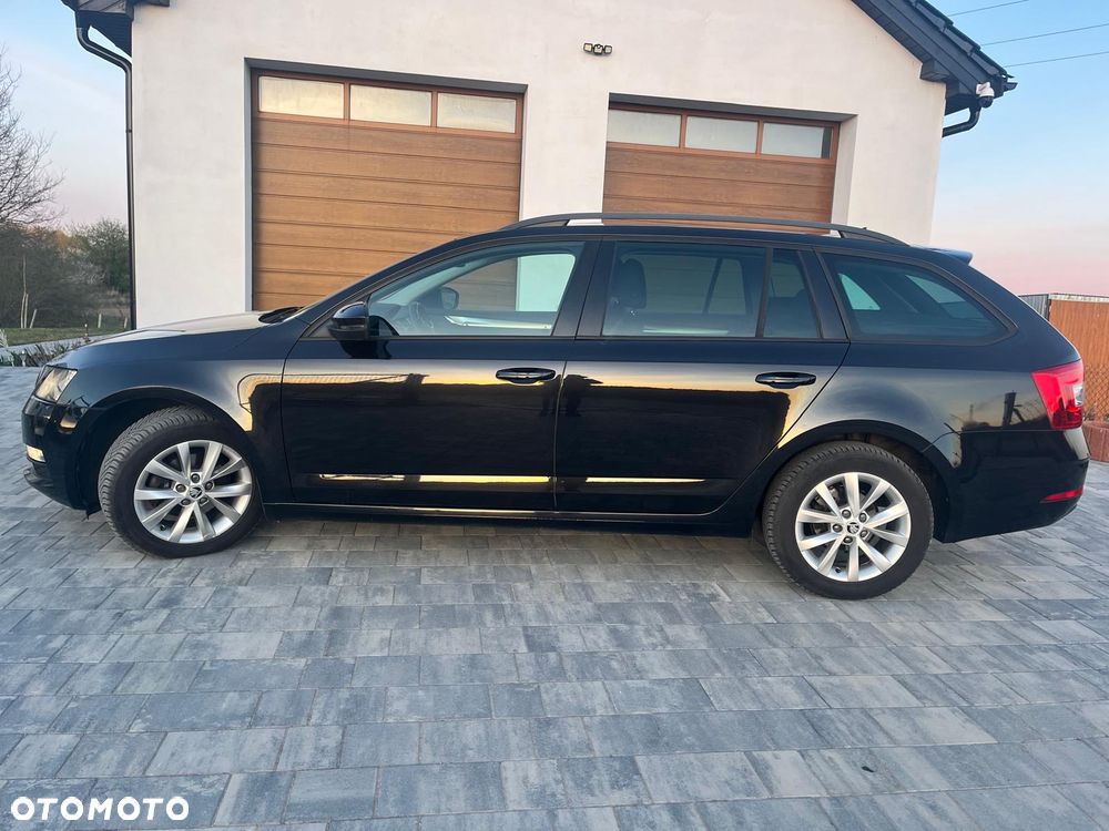 Skoda Octavia 1.6 TDI Style DSG - 1