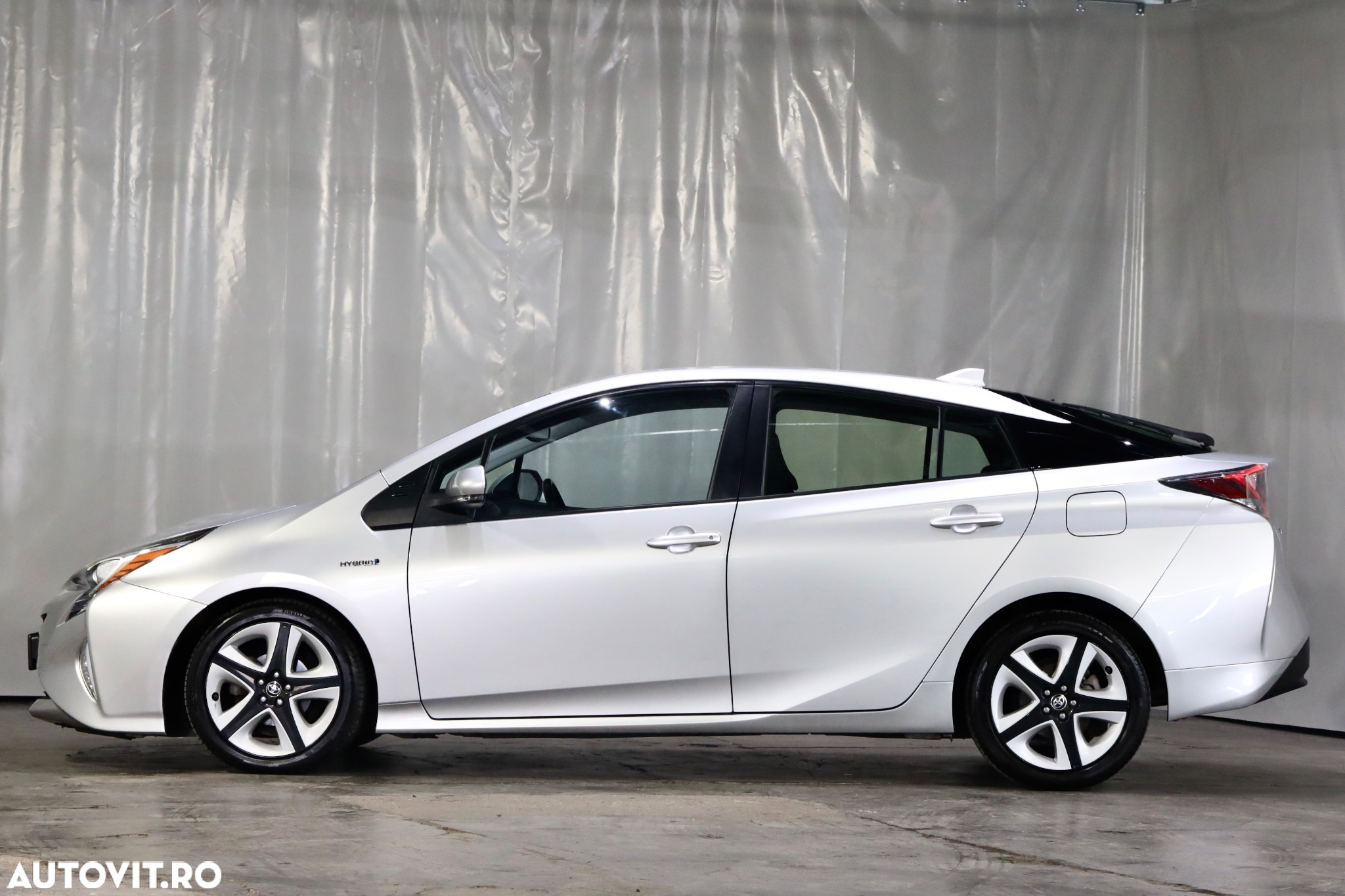 Toyota Prius 1.8 Dual VVT-i Sol - 40