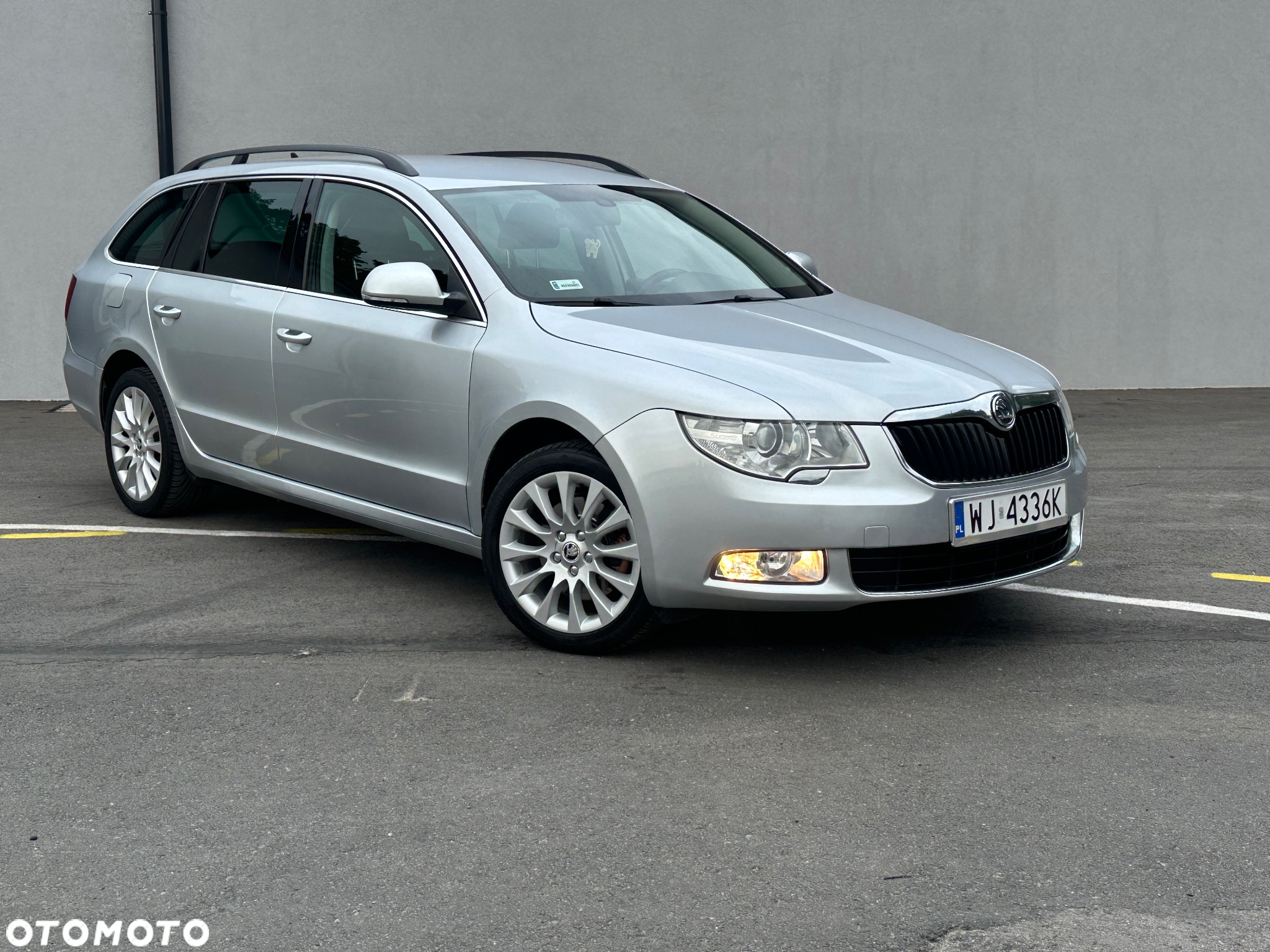Skoda Superb Combi 2.0 TDI DSG Elegance - 5