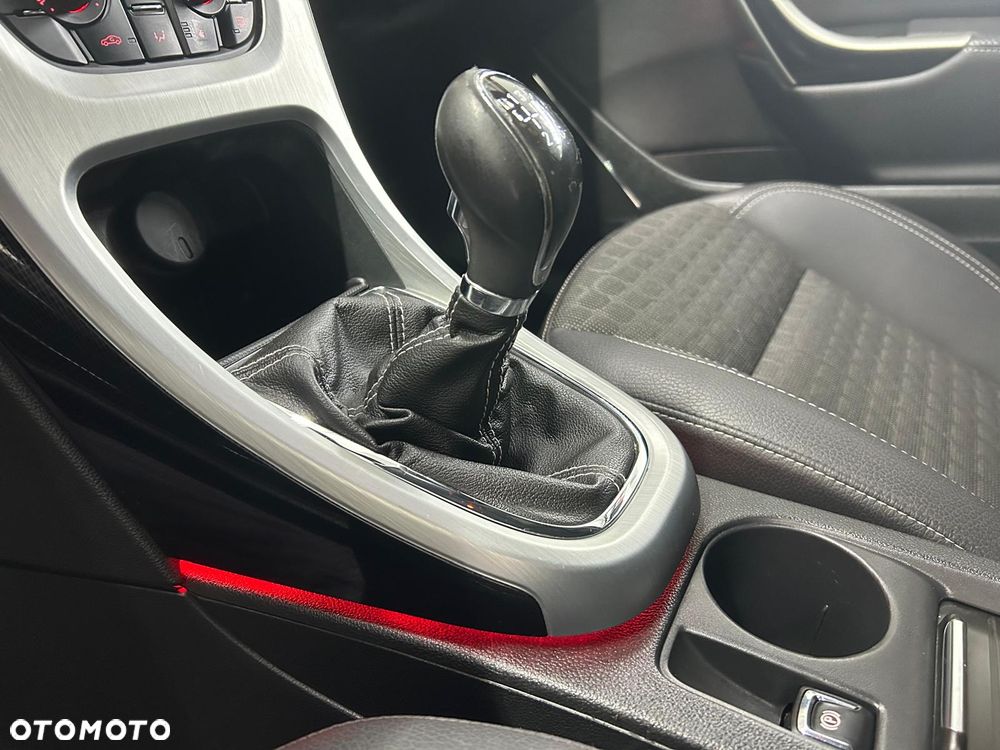 Opel Astra - 17