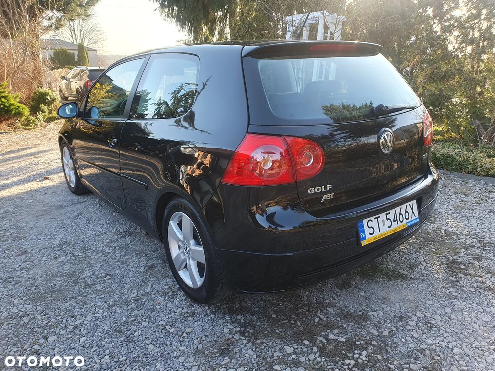 Volkswagen Golf - 3