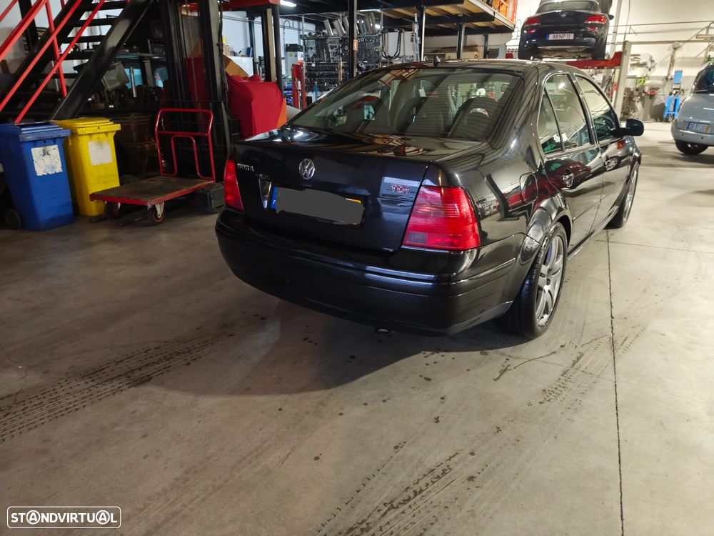 VW Bora 1.9 TDi Highline - 3