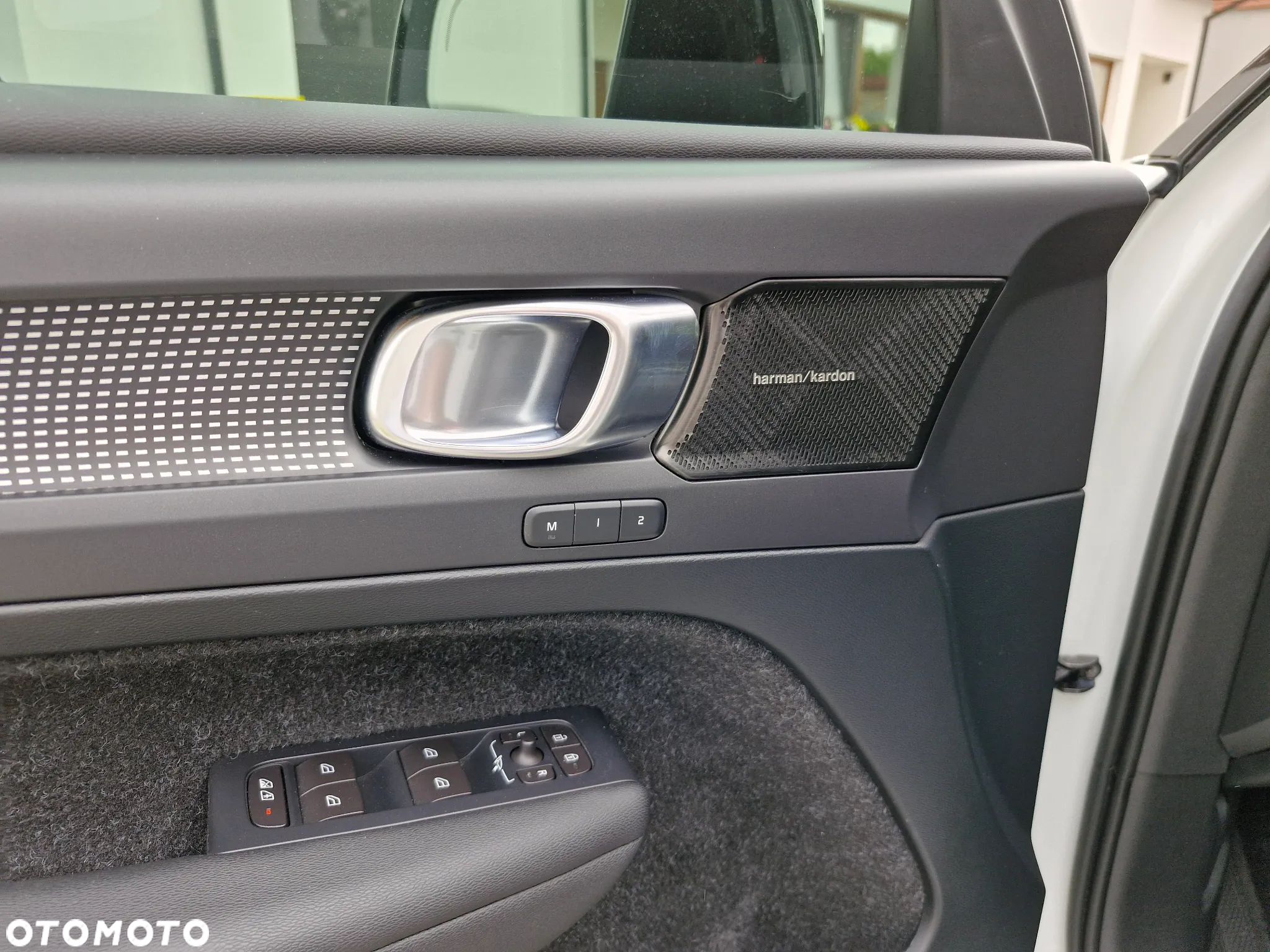 Volvo XC 40 T5 AWD R-Design - 16