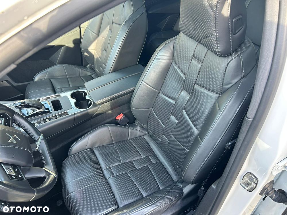 DS Automobiles DS 7 Crossback - 12