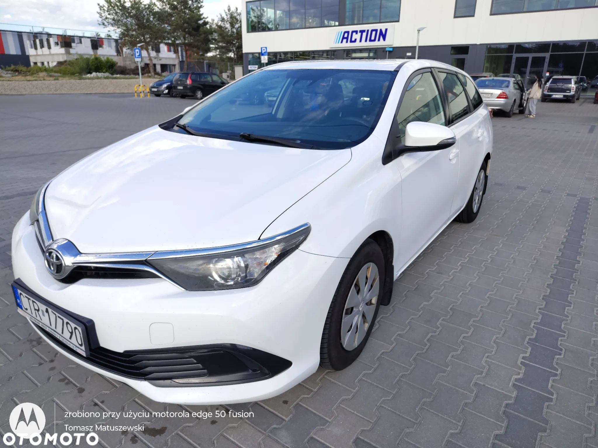 Toyota Auris 1.4 D-4D Active - 12