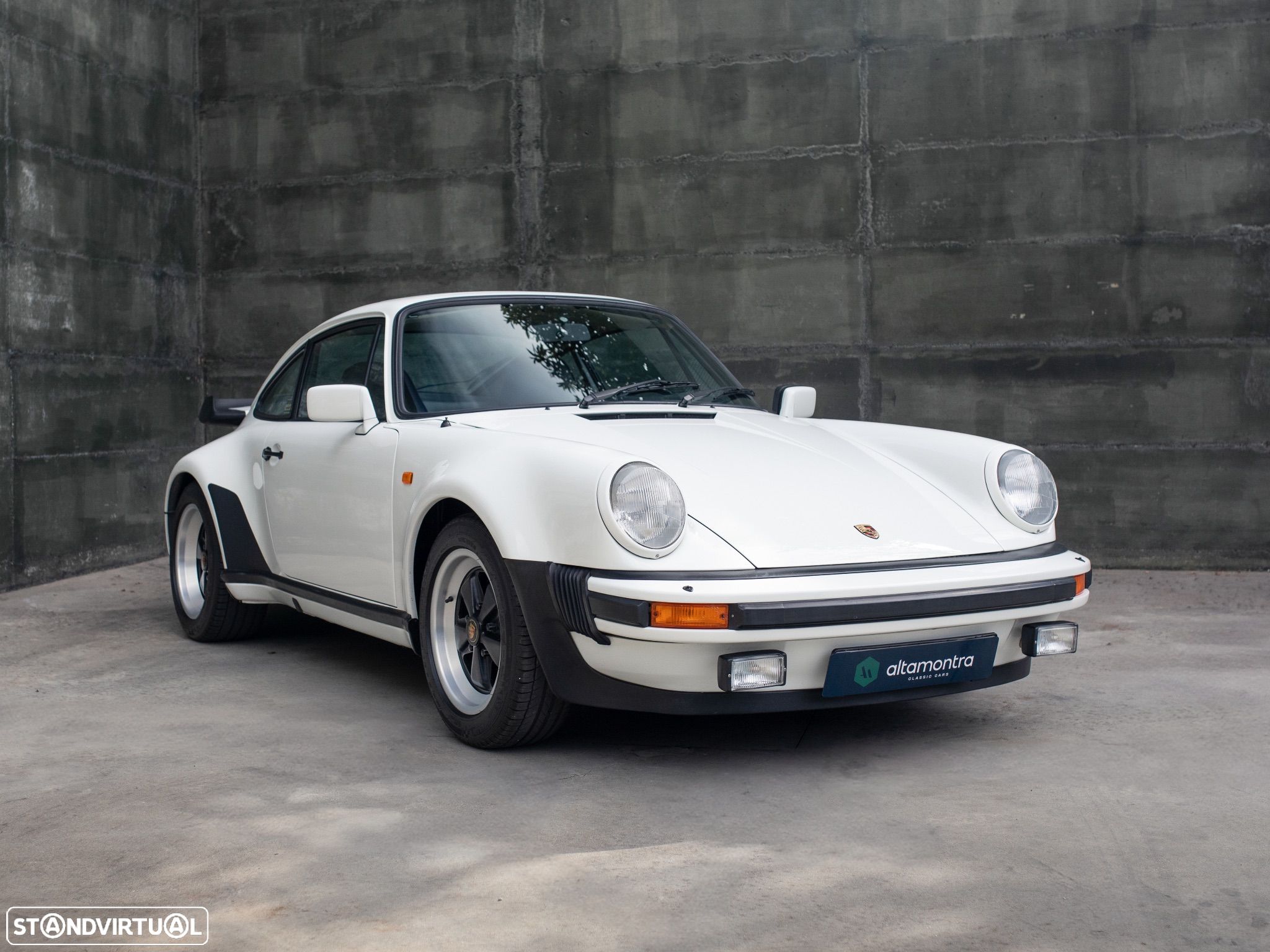 Porsche 911 Série G 930 Turbo - 1