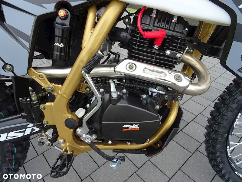 ASIX XB-88 250cc - 26