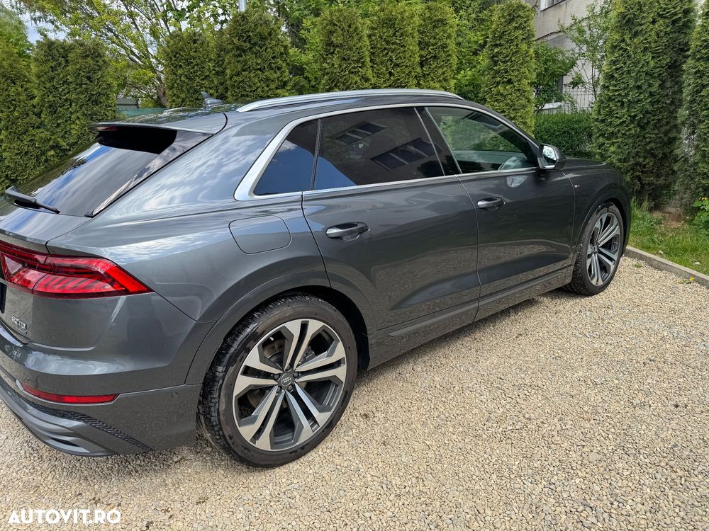 Audi Q8 - 6