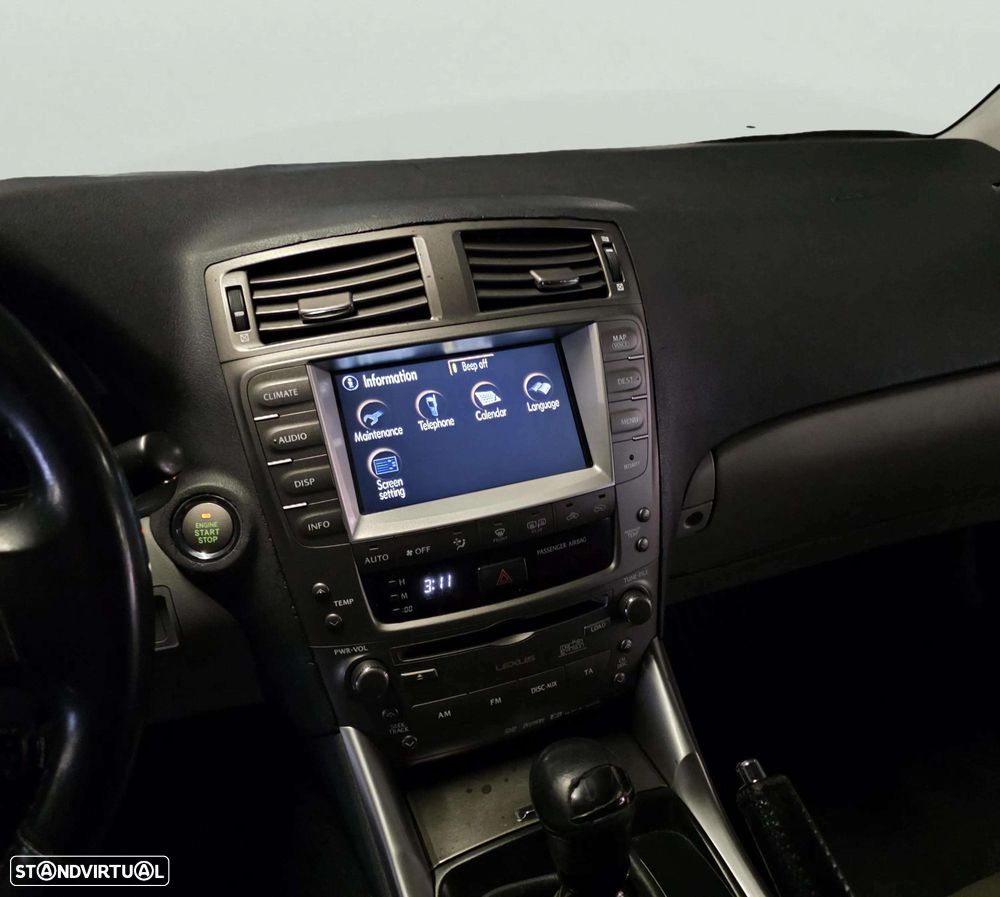 Lexus IS 220 d Executive Line - 14