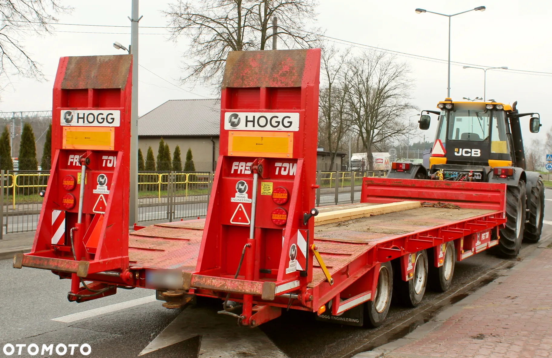 Abi Hogg 27T - 3