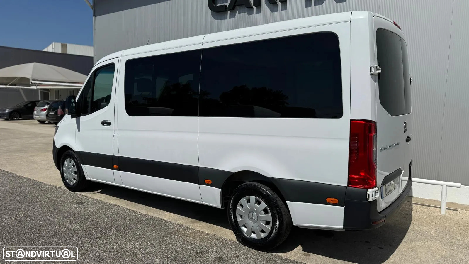 Mercedes-Benz Sprinter - 15