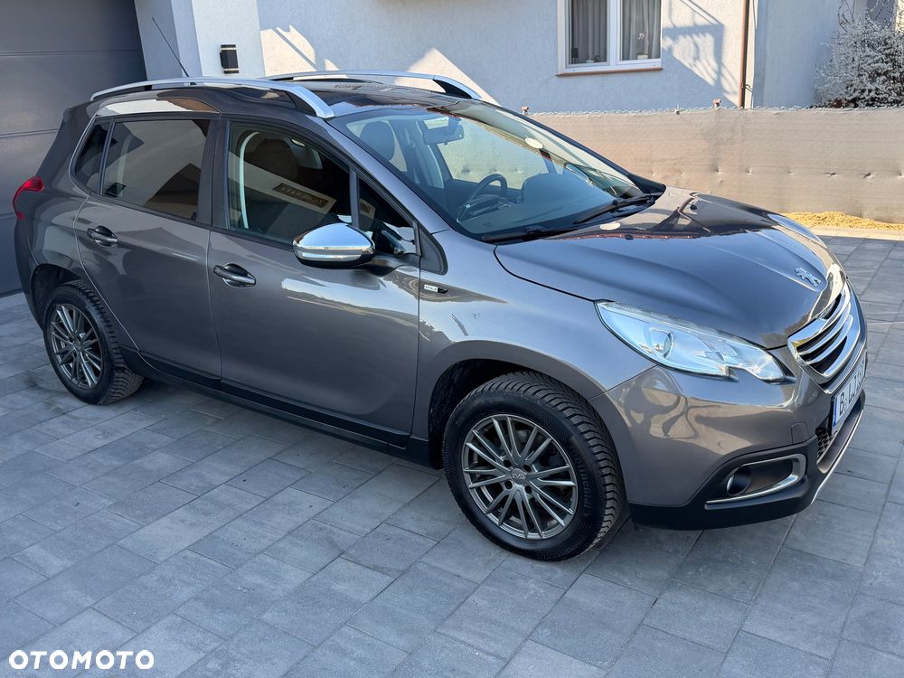 Peugeot 2008 1.6 BlueHDi Style - 9