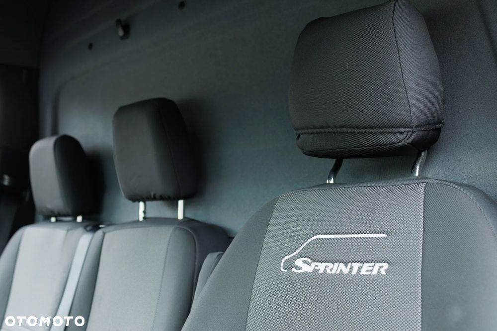 Mercedes-Benz Sprinter - 31