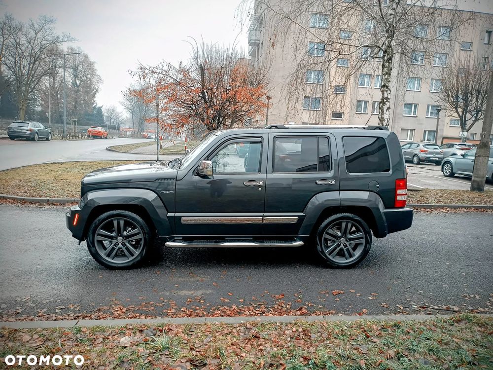Jeep Liberty ver-3-7-4x4 - 7
