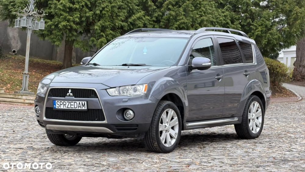 Mitsubishi Outlander - 4