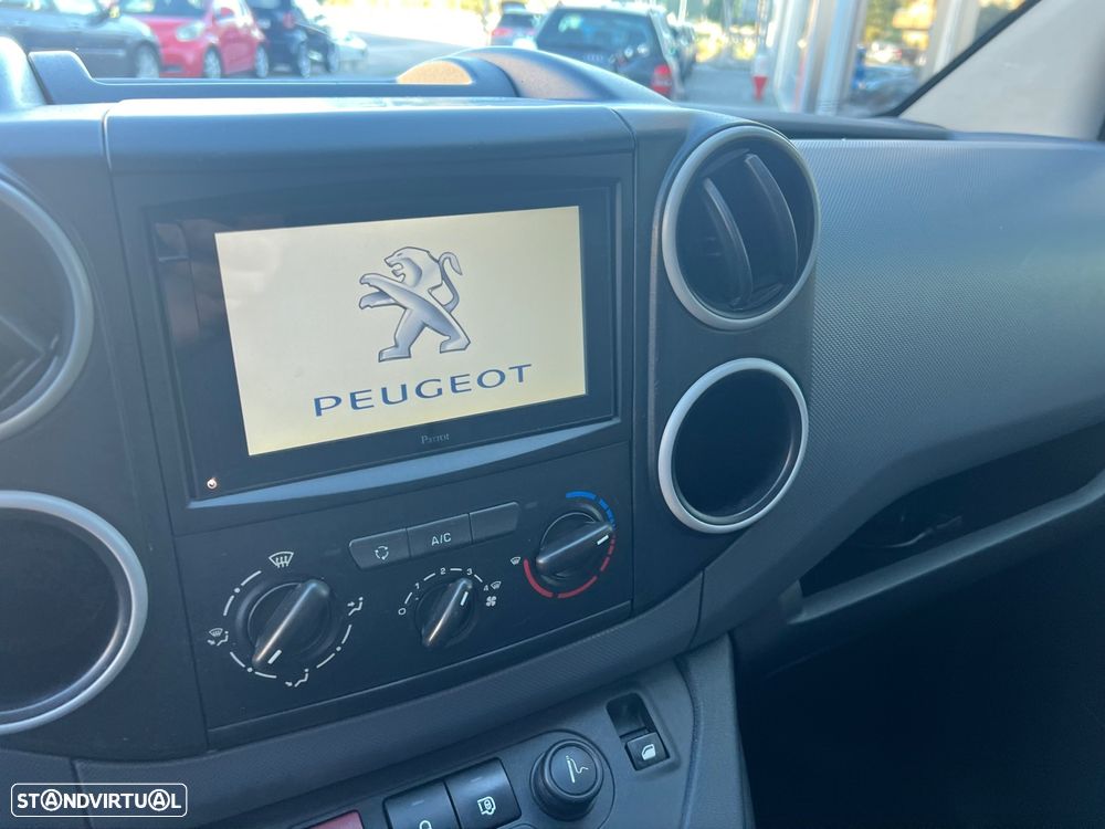 Peugeot Partner 1.6 Hdi 3 Lugares Pack-Office AC C/IVA DEDUTIVEL - 12