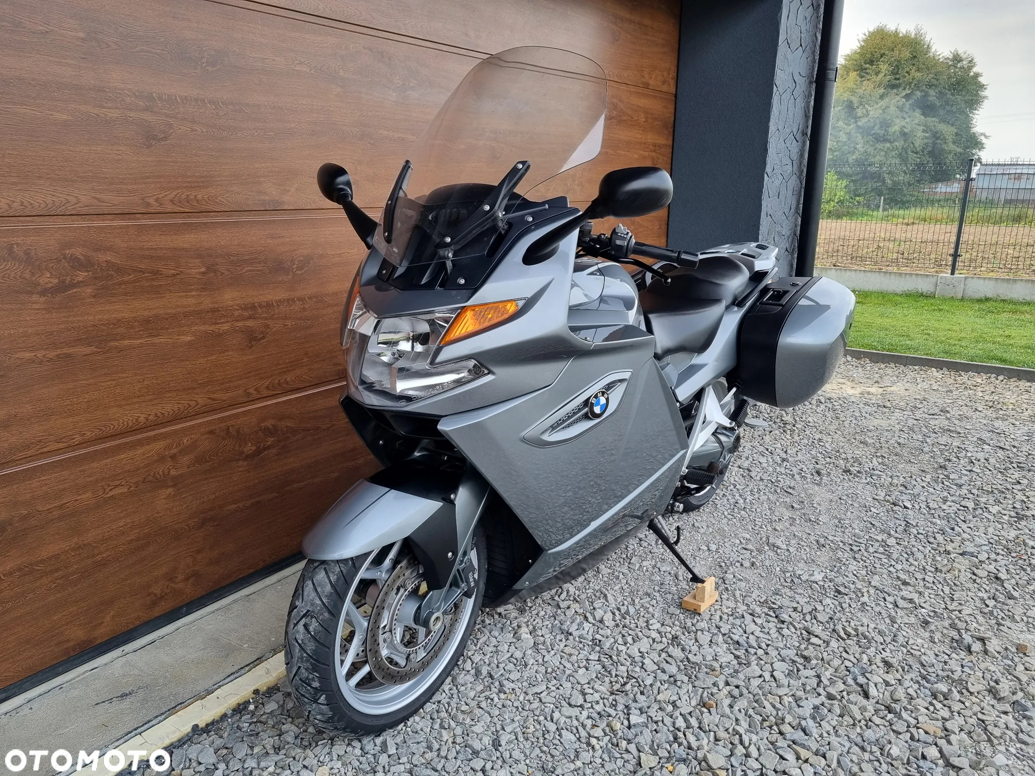 BMW K - 8