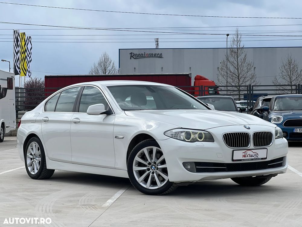 BMW Seria 5 525d xDrive - 2