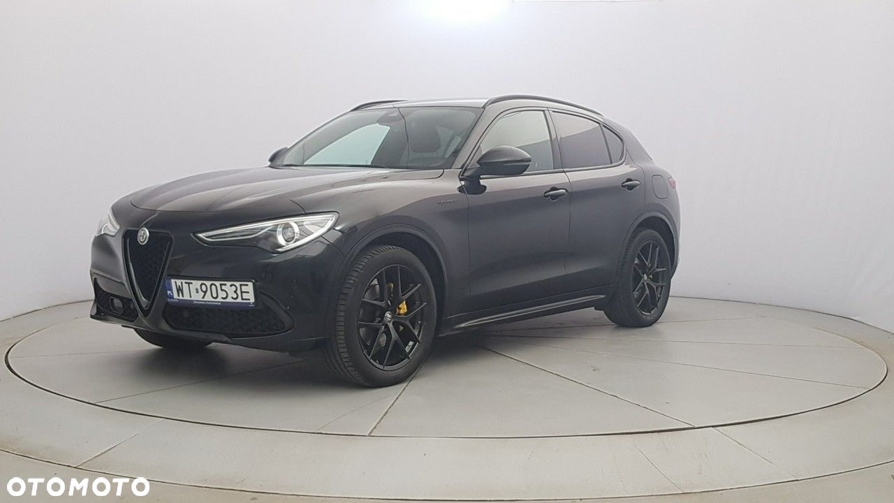 Alfa Romeo Stelvio - 3