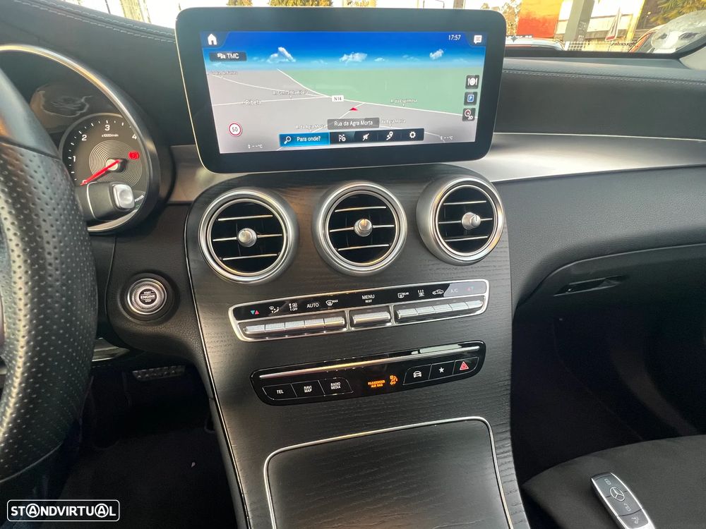 Mercedes-Benz GLC 300 de 4Matic 9G-TRONIC AMG Line - 25