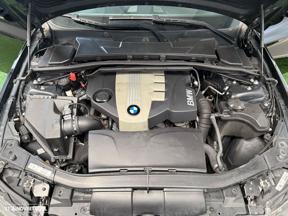 BMW 318 d Touring Sport - 12