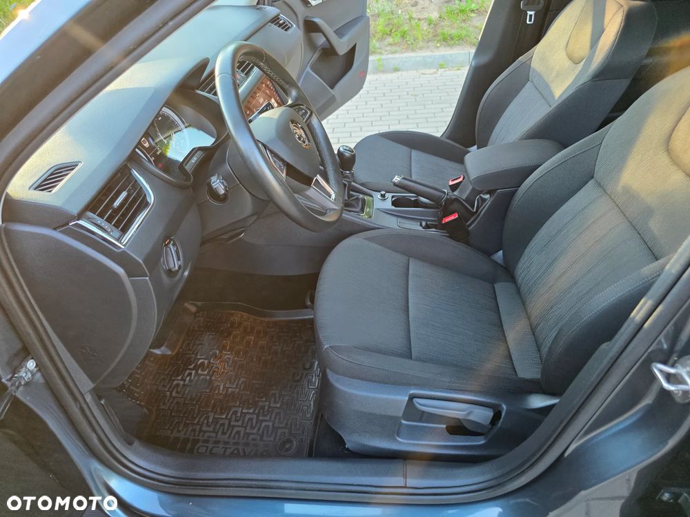 Skoda Octavia 1.5 TSI ACT Style - 26