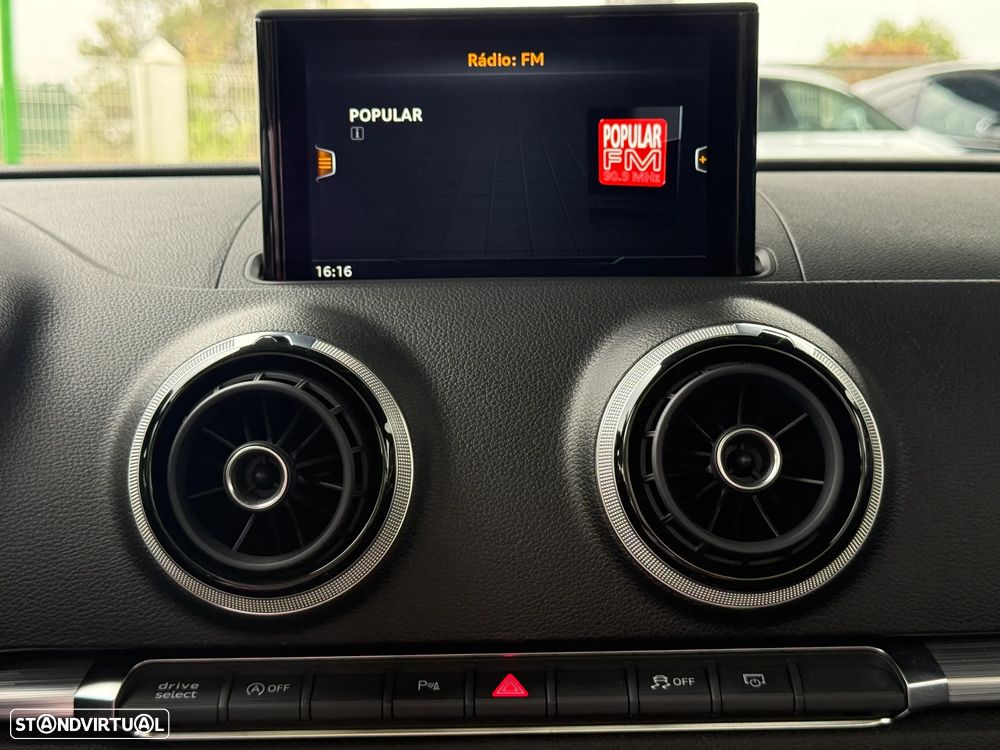 Audi A3 Cabrio 1.6 TDi S-line - 41