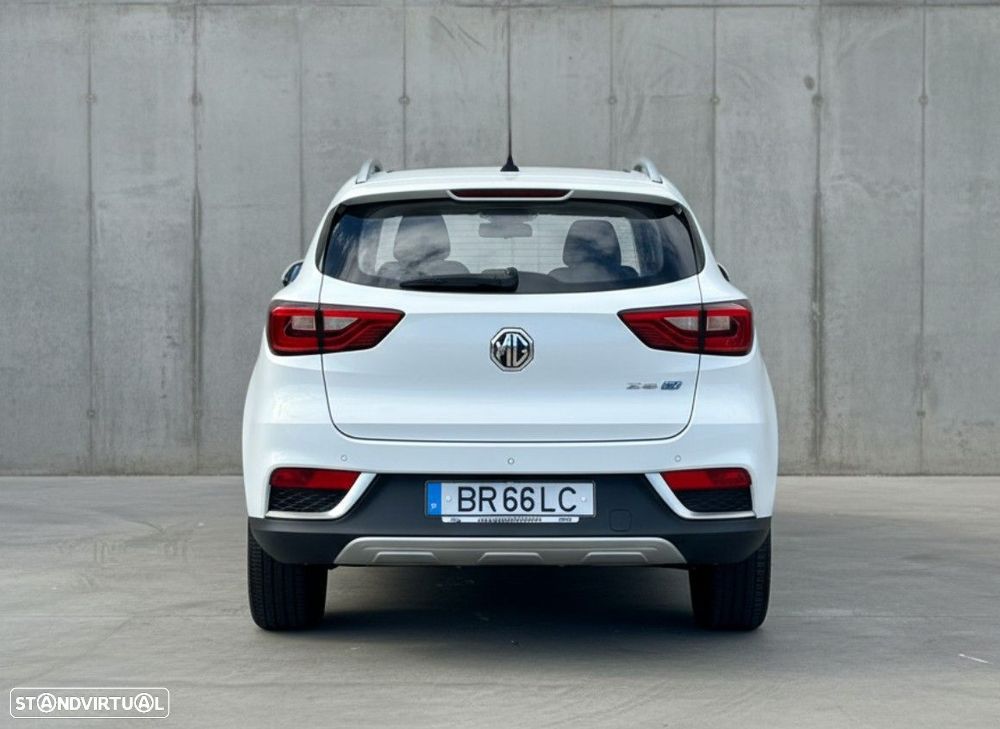 MG ZS EV Luxury - 4