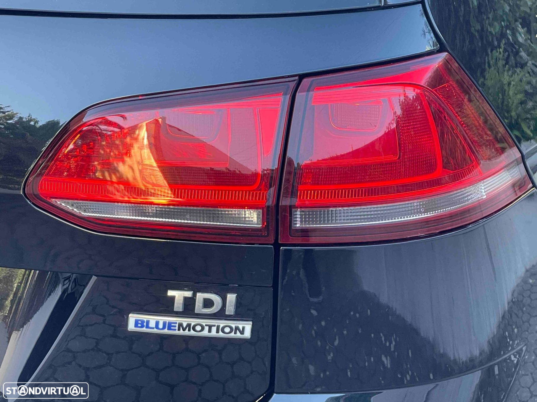 VW Golf Variant 1.6 TDi BlueMotion Confortline - 24