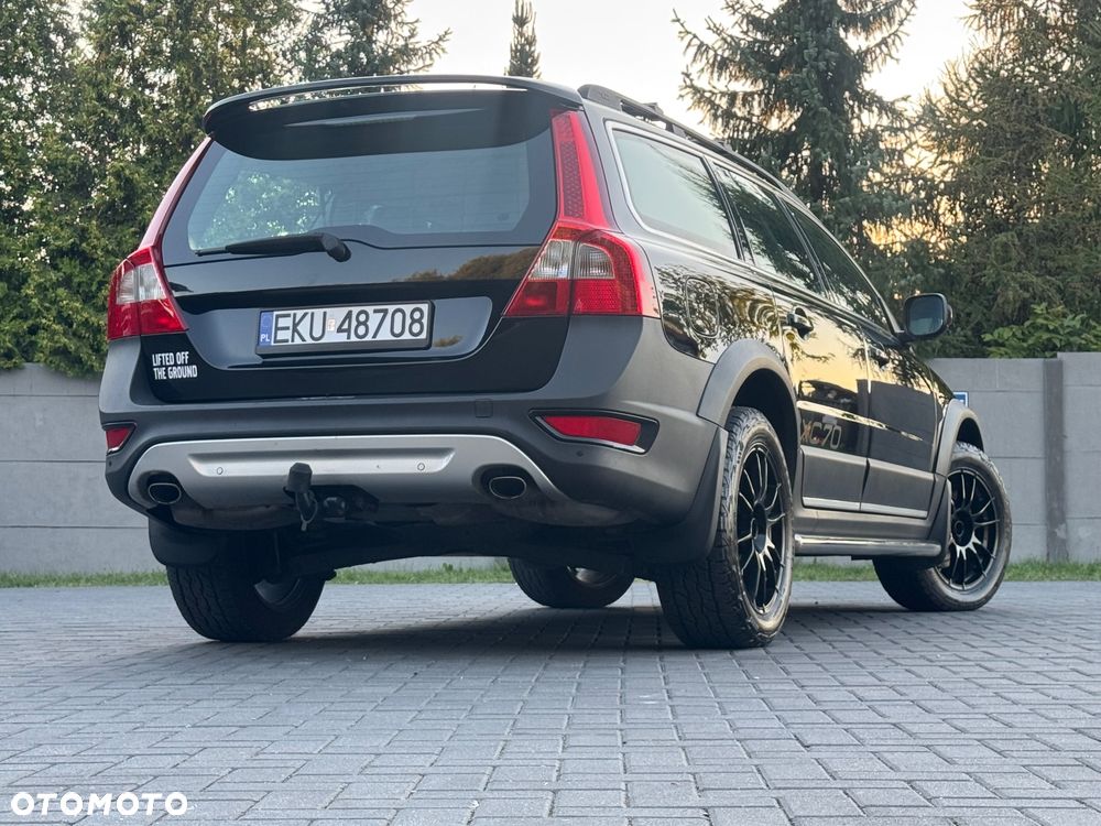 Volvo XC 70 D5 AWD Geartronic Summum - 2