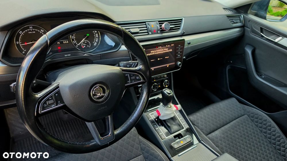 Skoda Superb 2.0 TDI Style DSG - 17