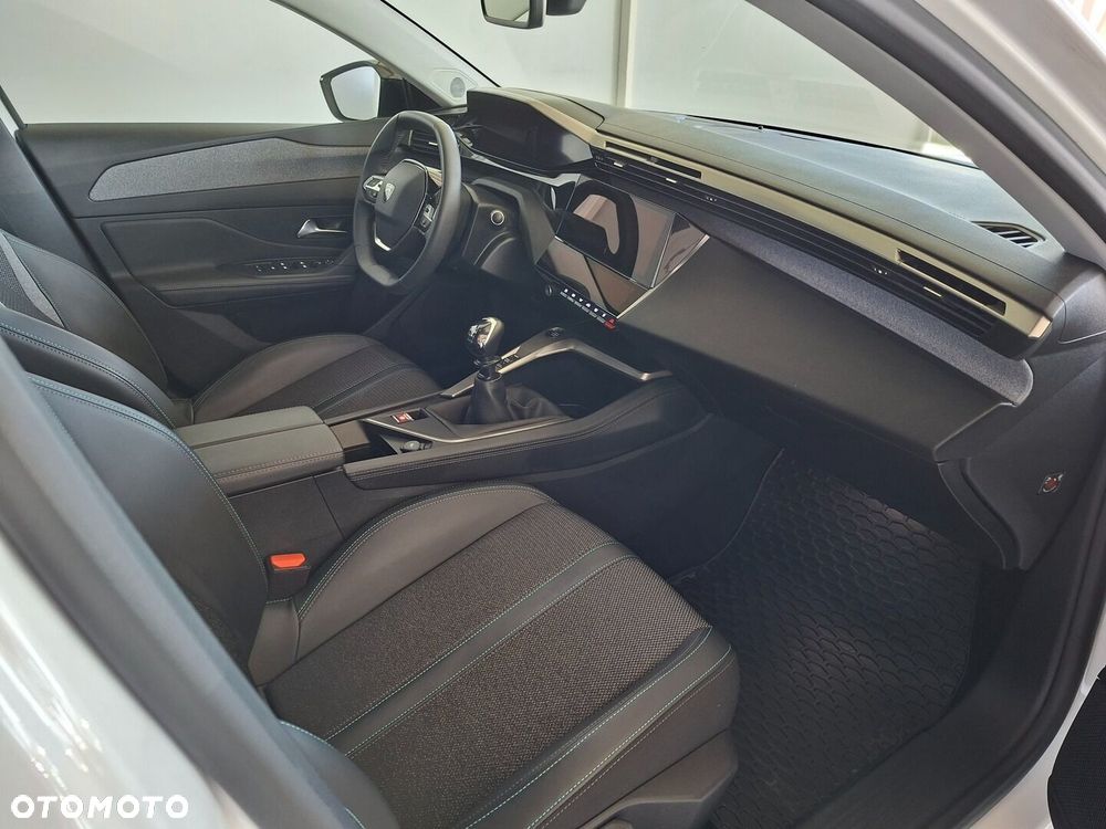 Peugeot 308 1.2 PureTech Allure Pack S&S - 21