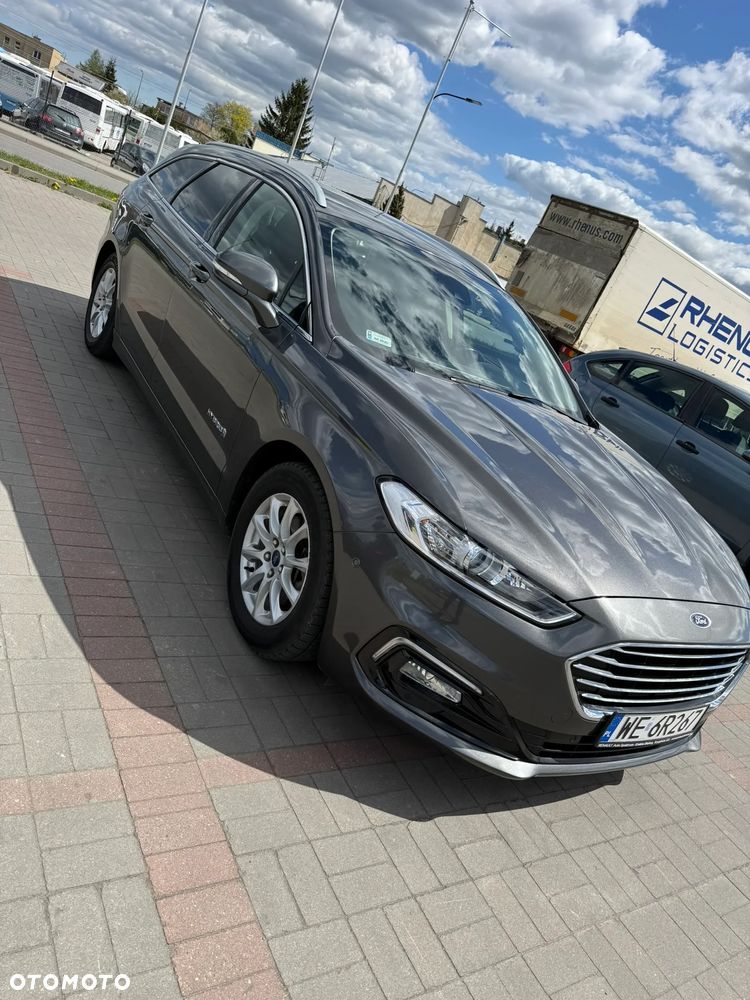 Ford Mondeo 2.0 Hybrid Titanium - 26