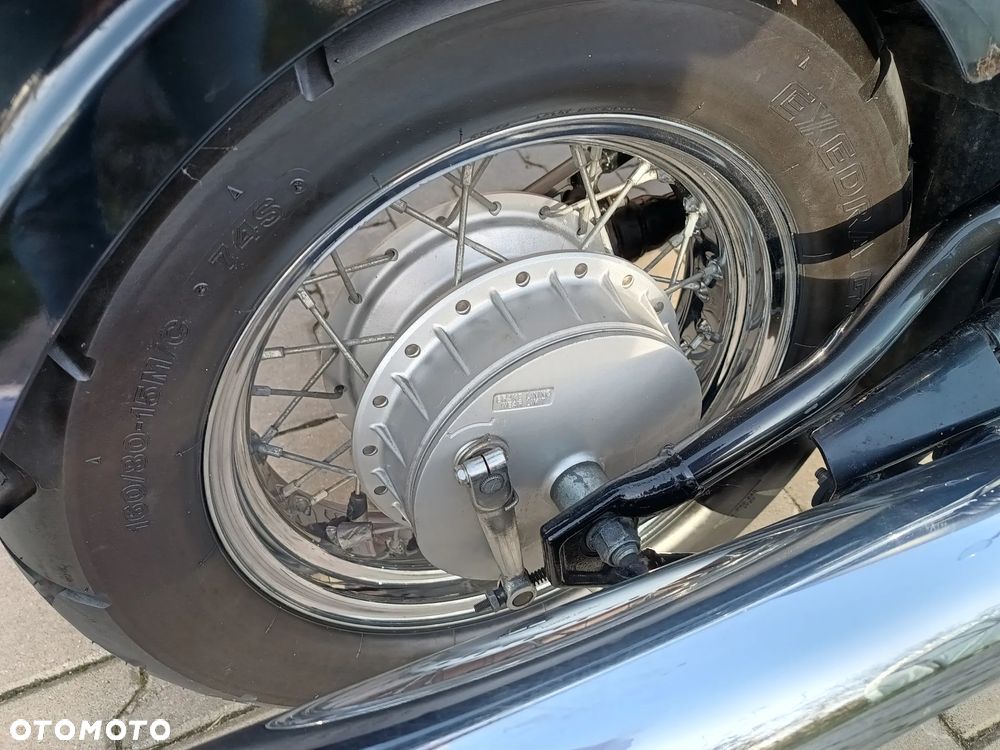 Suzuki VL 800 Volusia - 13